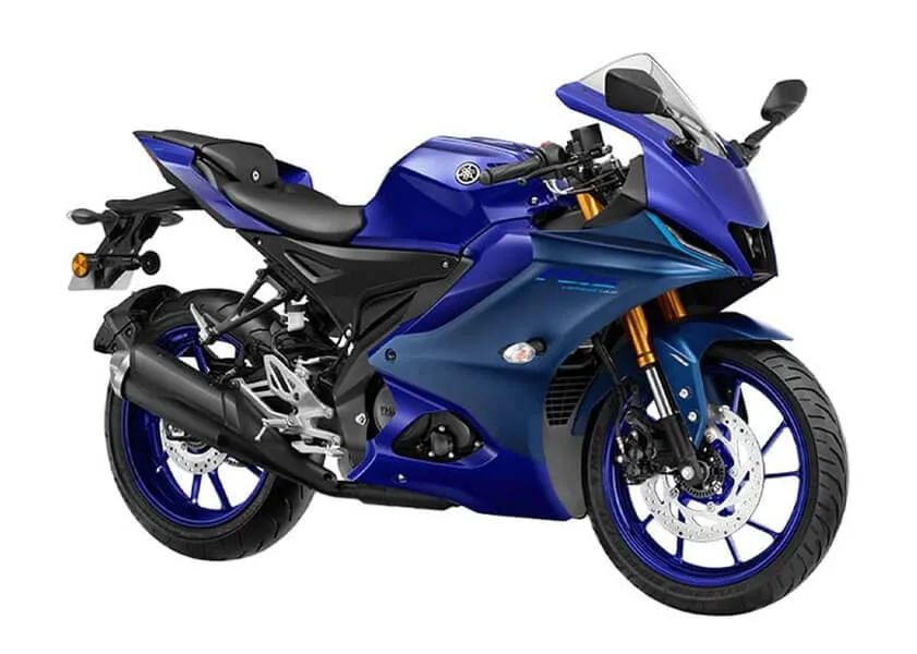 Showroom display of R15 V4 BS6